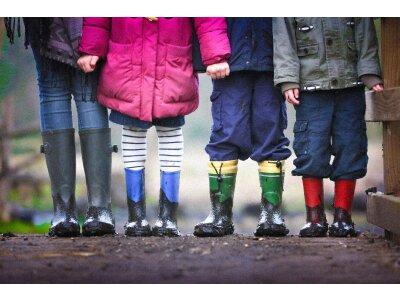 Наклейки с детскими мотивами