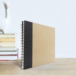 Альбом на спирали Panodia Eskis черный 23x27 см 60 белых страниц