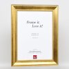 Эффектная деревянная рамка профиль 95 золото 10х10 см обычное стекло