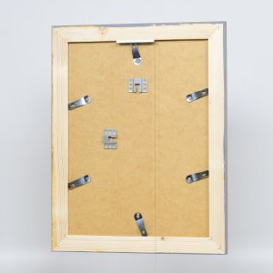 Ефектна рамка для фото з масиву дерева 2240 сіра 10x15 см, музейне скло