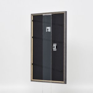 Эффектная рамка из массива дерева профиль 25 орех коричневый 18x27 см антибликовое стекло