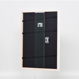 Эффектная деревянная рамка профиль 2070 обычное стекло 18x27 см белая