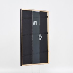 Эффектная деревянная рамка профиль 23 красный 18x32 см антибликовое стекло