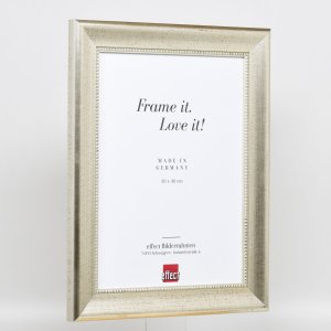 Эффектная деревянная рамка профиль 95 серебро 24x30 см акриловое стекло