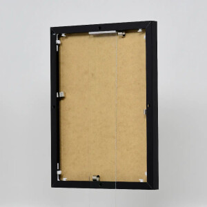 Эффектная алюминиевая фоторамка Quadro 50x65 см черное глянцевое антибликовое стекло