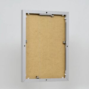 Эффектная алюминиевая фоторамка Quadro 62x93 см серебристая с антибликовым стеклом