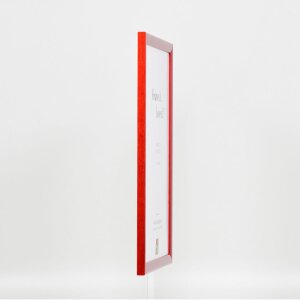 Эффектная деревянная рамка профиль 89 красный 21x29,7 см антибликовое стекло