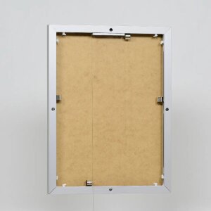 Эффектная алюминиевая фоторамка Quadro 25x35 см серебристое акриловое стекло