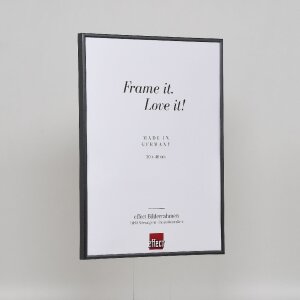 Эффектная пластиковая рама Арт-антрацит 18x24 см музейное стекло