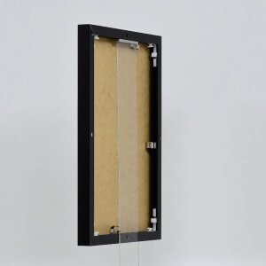 Эффектная алюминиевая фоторамка Quadro 20x25 см черное глянцевое музейное стекло