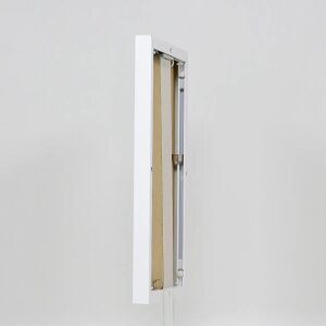 Эффектная алюминиевая фоторамка Quadro 21x29,7 см белое музейное стекло