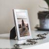 Алюмінієва фоторамка Hama Riva 13x18 см срібляста з настільною підставкою та вішалкою