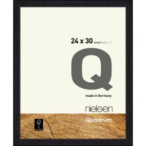 Деревяна знімна рамка Nielsen Quadrum 24x30 см ворон чорний