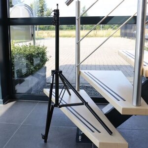 Штатив для лампы Falcon Eyes с регулируемой ножкой L-2440A-B 240 см