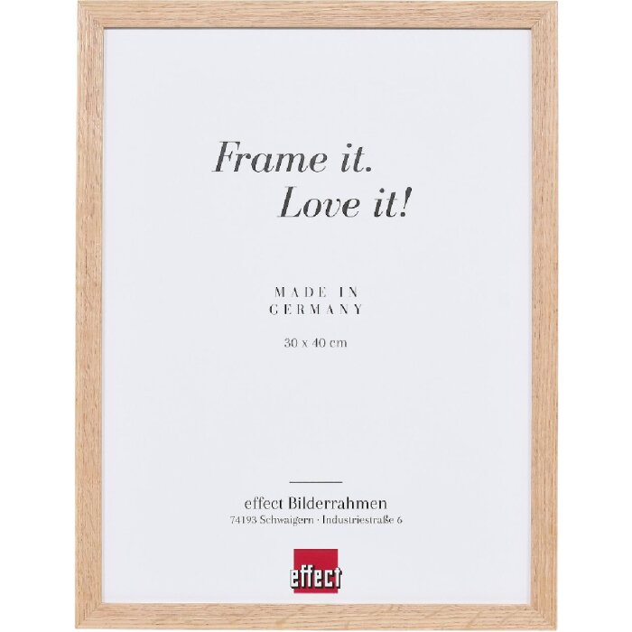 Фоторамка з дерев’яного профілю 2430, 28x35 см, орех, музеєве скло