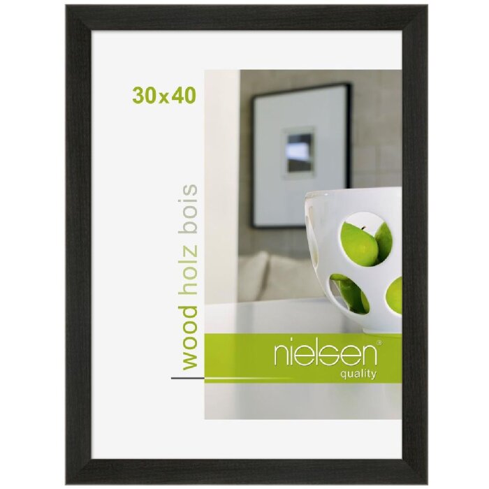 Деревяна рамка Nielsen Essential 50x70 см чорна