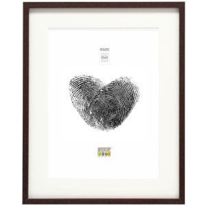 Деревяна рамка S40A темно-коричнева 24x30 см - 18x24 см