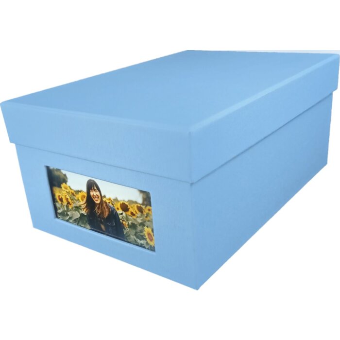 темно-синій